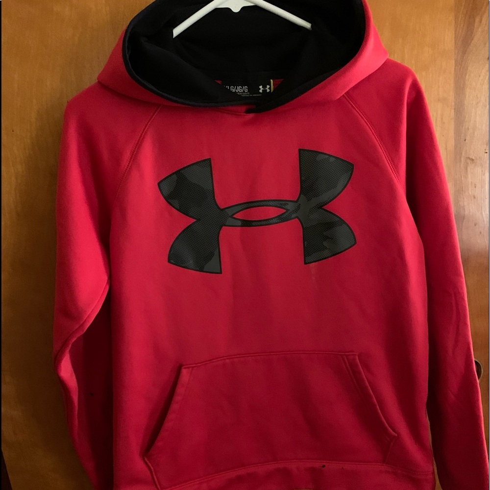Hooded sweatshirt size YLG UnderArmor